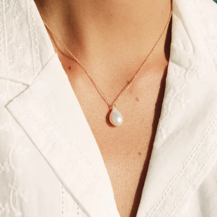 Estée necklace